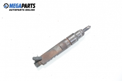 Diesel fuel injector for Volkswagen Transporter 1.9 D, 61 hp, truck, 1991 № 028130201 G