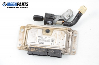 ECU mit zündschlüssel für Toyota Aygo 1.0, 68 hp, 3 türen, 2006 № Bosch 0 261 208 702