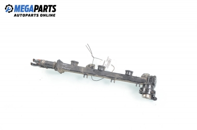 Fuel rail for Smart  Fortwo (W450) 0.6, 45 hp, 2003
