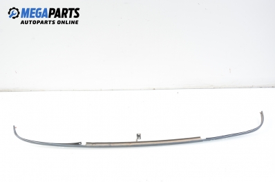 Material profilat sub faruri pentru Audi 80 (B3) 2.0, 113 cp, sedan, 1989