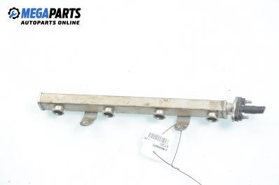 Fuel rail for Hyundai i20 1.2, 78 hp, 5 doors, 2008