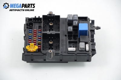 Fuse box for Jeep Grand Cherokee (WJ) 4.0, 187 hp automatic, 2000