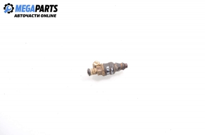 Gasoline fuel injector for Seat Ibiza (021A) 1.5, 100 hp, 1989