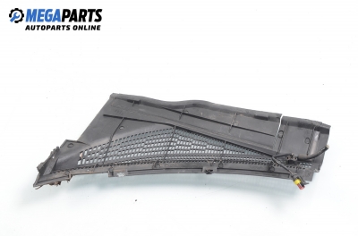 Capac sub ștergătoare pentru Opel Omega B 2.5 TD, 130 cp, sedan, 1999, poziție: dreapte