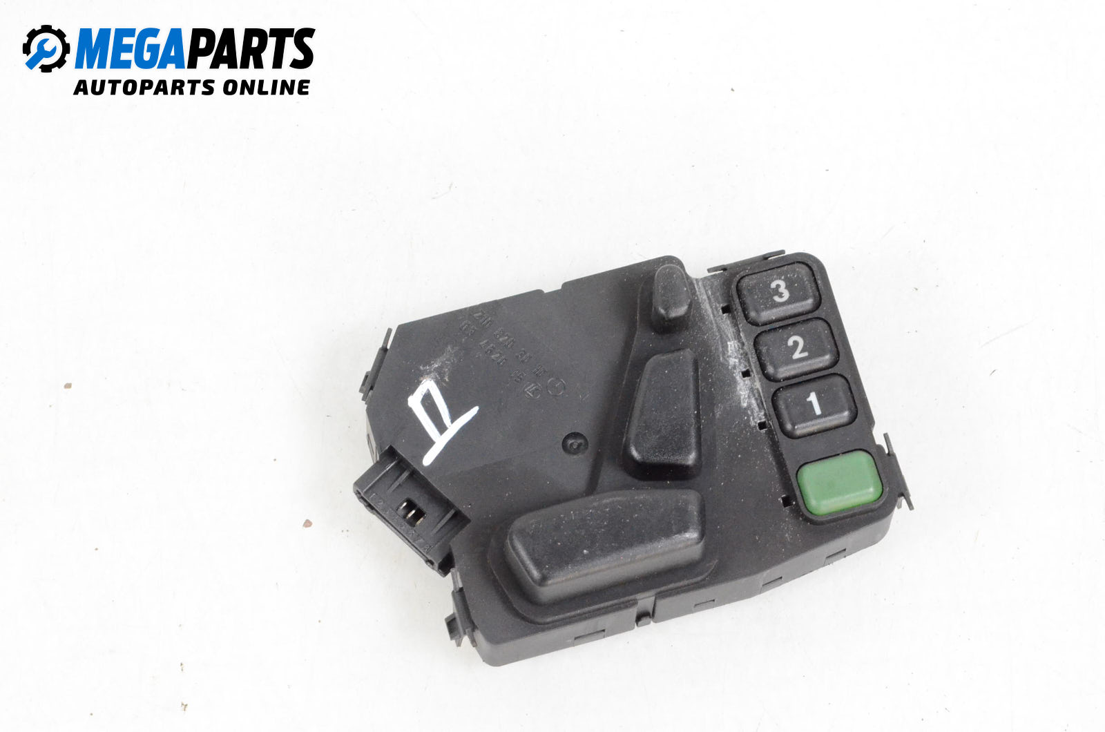 Seat adjustment switch for MercedesBenz EClass Sedan (W210) (06.1995
