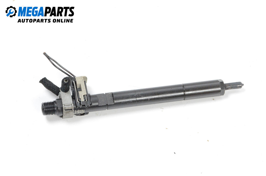 Diesel fuel injector for MercedesBenz CClass Sedan (W204) (01.2007